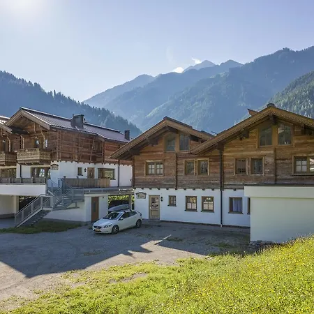 Alpenchalet Bruecke Mayrhofen Exterior photo