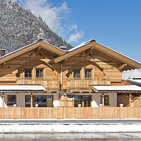Alpenchalet Bruecke Mayrhofen Room photo