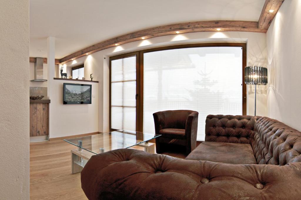 Alpenchalet Bruecke Chalet