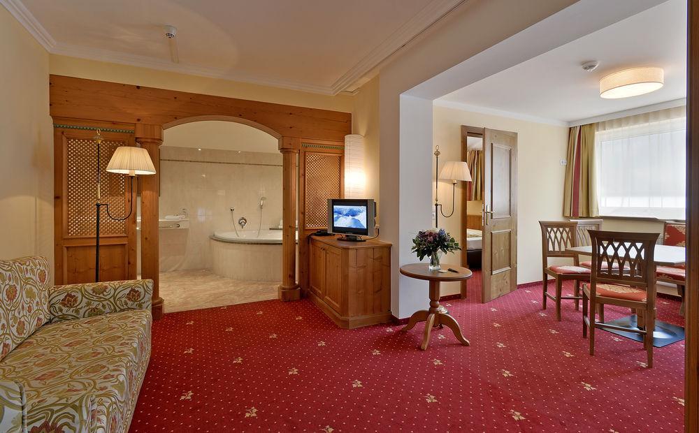 Alpenchalet Bruecke Chalet *